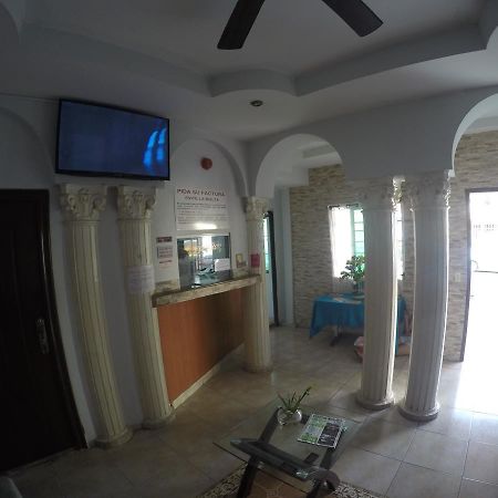 Backpacker Inn Panama City Exterior photo